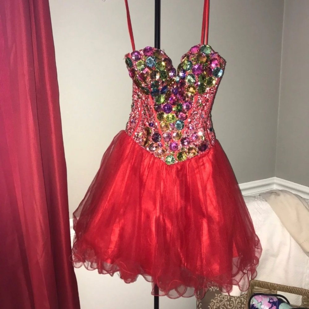 Strapless Short red prom dress